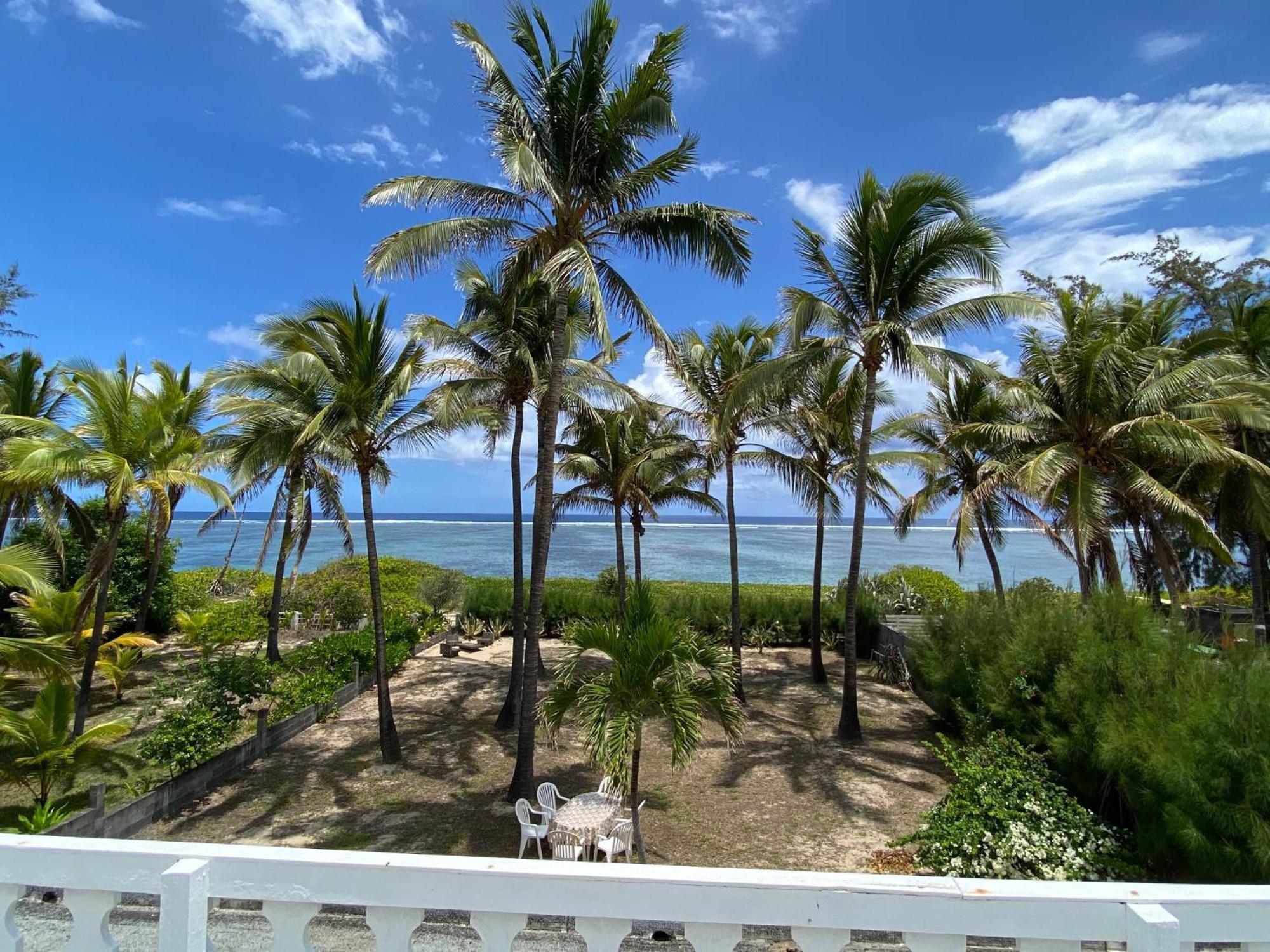 Villa Coco Des Sables Acces Direct Au Lagon Ла-Салин-ле-Бен Экстерьер фото